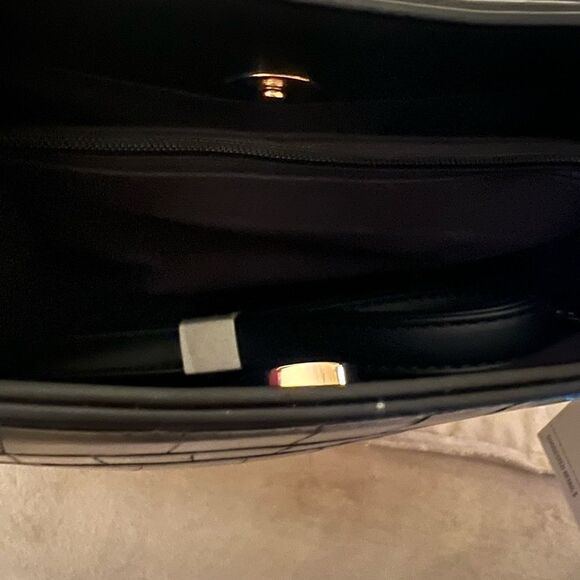 AOTA Elena Bucket Bag NWT - Picture 9 of 10